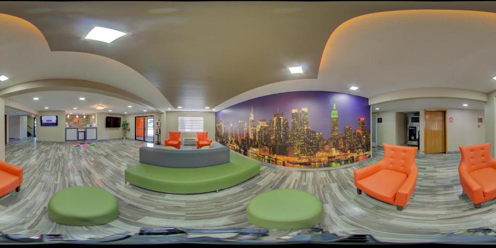 Double Queen with Two Queen Beds - Non-Smoking - Indoor interior